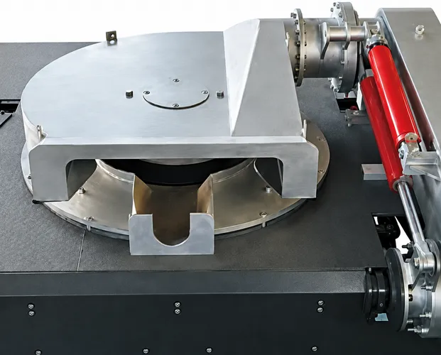 Dinghong Steel Shell Melting Furnace Top Detail